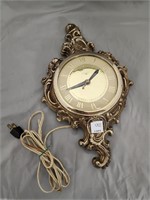 ELECTRIC UNITED CLOCK CORP WALL CLOCK (RUNS)