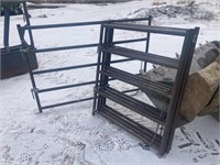 1 - 6ft Metal gate & 4 - 4ft Metal gates