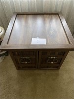 WOODEN END TABLE w/ STORAGE