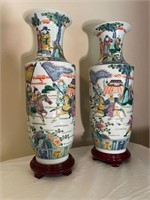 Pair of hand-painted Kangxi-marked Japanese vases