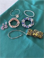 Bracelet lot and earrings