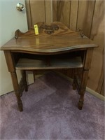Wood Side Table (Missing Drawer)