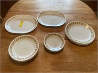 28-Pc Vintage Correll Dishes