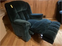Green Recliner (Great Condition)