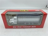 H & S Big Dog Forage Box