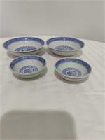 4 Small Oriental FInger Bowls
