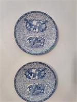 2 Chinese Decorative Plates