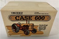 Case 600 Tractor,NIB,1/16 scale