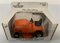 Kubota Plastic Lawn & Garden Tractor,NIB,1/16