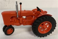 Case  Plastic  Tractor,1/16 scale