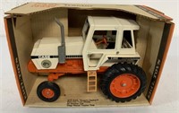 Case 2390 Tractor,NIB,1/16 scale,#1 Collectors