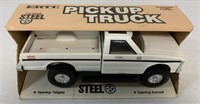 Ertl Case Pickup Truck,NIB,1/16 scale