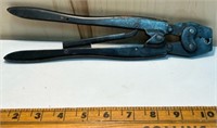 Vintage Linesman crimping tool