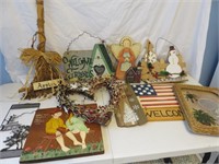Great Box of Folk Art Wall Crafts - 11 Pieces