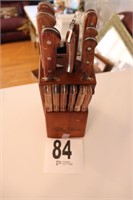 Pioneer Woman Knife Block with Knives (R1)