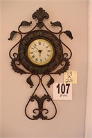 Clock (Needs Repair) (R1)