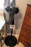 Pelonis Floor Fan with Remote (R3)