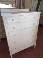 Painted Sligh vintage chest of drawers
