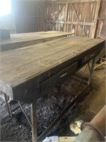 Industrial work bench w/metal legs