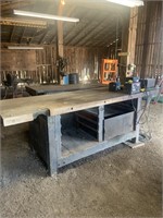 Large work bench