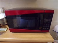 BRAND NEW WEST BEND MICROWAVE