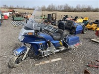 TITLE 1985 Honda GL1200 Gold Wing Motorcycle