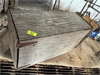 18 Inches Wide by 48 Inches Long Calf Crate for Tr