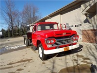 1960 Ford 600 Roll Back Stake Truck