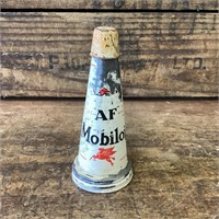 Original Mobiloil Gargoyle "AF" Tin Pourer & Cap