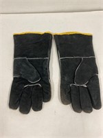 Welding gloves. Unused