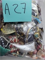 K - BAG OF COSTUME JEWELRY (A27)