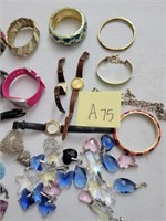 K - MIXED LOT OF COSTUME JEWELRY (A75)