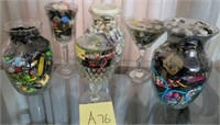K - VINTAGE BUTTONS & JEWELRY IN GLASSWARE (A76)