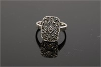 Sterling Silver Ladies Victorian Style Ring