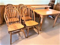 oak table w/ 6 chairs- 42inch X 5-8 ft - Good cond