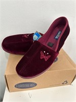 New($45) Foamtreads Women's Shoes Size 12