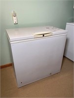 Kenmore 36 inch chest freezer - works well