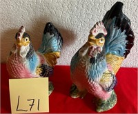 M - PAIR OF PORCELAIN ROOSTERS (L71)