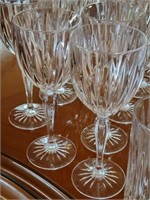 M - LARGE LOT OF CRYSTAL GLASSWARE (D102)