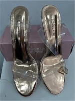 New($55) ShoeLand Women's wear size 11