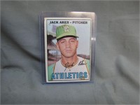Topps 110 Jack Aker Kansas City Baseball Card