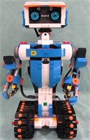 LEGO BOOST CREATIVE TOOLBOX STEM ROBOT 17101
