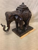 Bronze elephant