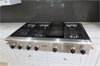 Thermador Professional 48" Gas Cooktop