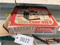 VINTAGE STYLE COLEMAN CAMP OVEN IN ORIGINAL BOX AP