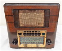 Vintage RCA Victor Model # T64