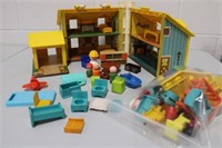 Vintage Fisher Price House & Little People