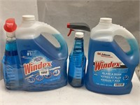 (2)Windex Assorted Cleaners w/ Spray Bottles Lot