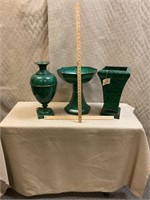 Matching set vases and bowl