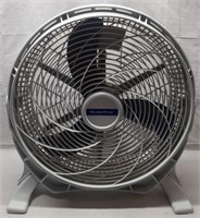 C7) Weather Works 20" Box Fan TESTED WORKS